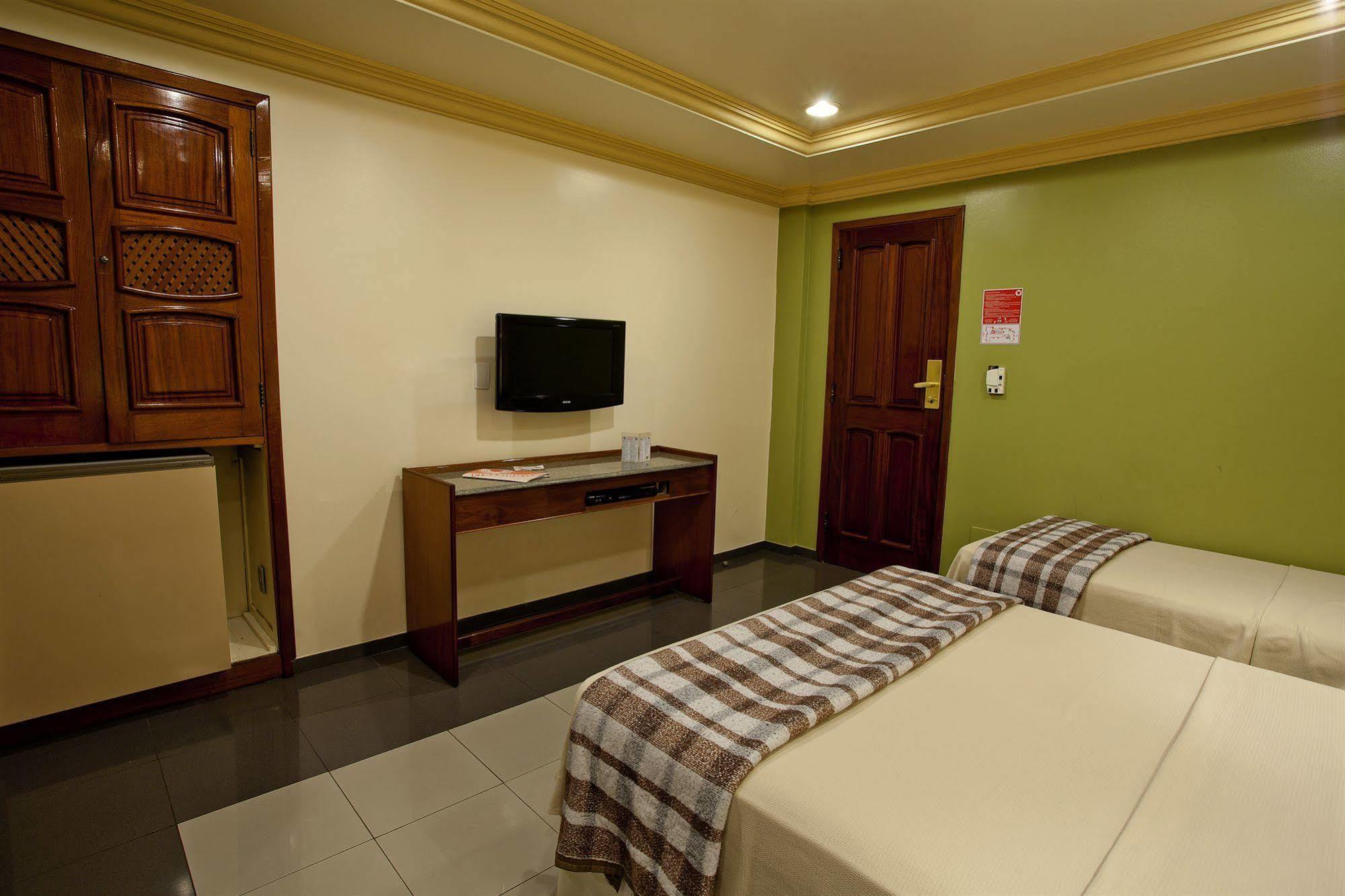 מנאוס Lider Hotel מראה חיצוני תמונה