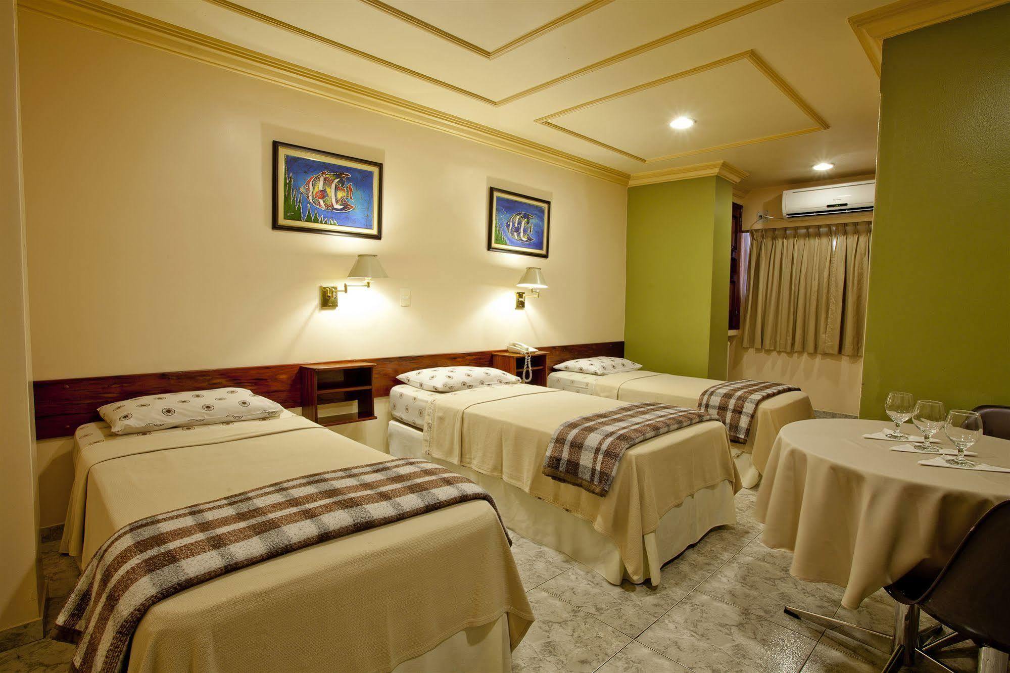 מנאוס Lider Hotel מראה חיצוני תמונה